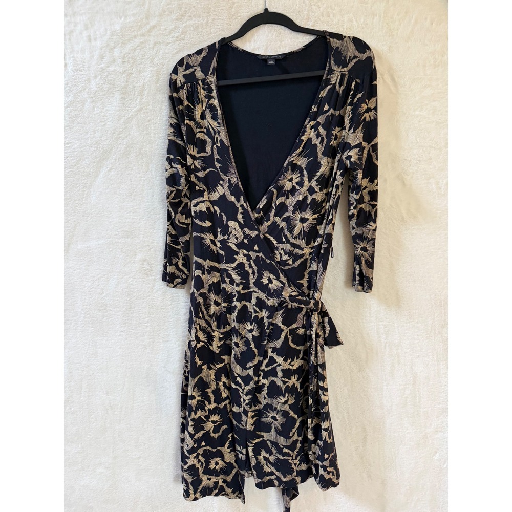 Banana Republic Floral Wrap Dress Womens Small Navy Tan Long Sleeve V-Neck Knit